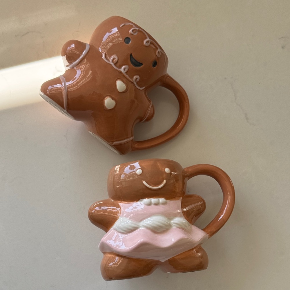 Gingerbread Man Ceramic Mugs - Picture 2 of 5
